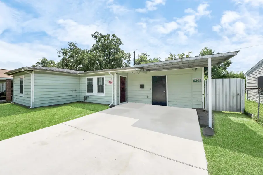5202 Pensdale Street, Houston, TX 77033 - #3