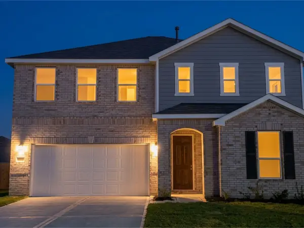 1009 Valley Crest Lane, La Marque, TX 77568
