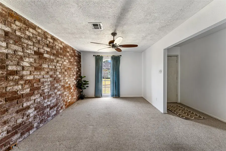 6947 Chasewood Drive, Stafford Missouri City, TX 77489 - Image #3