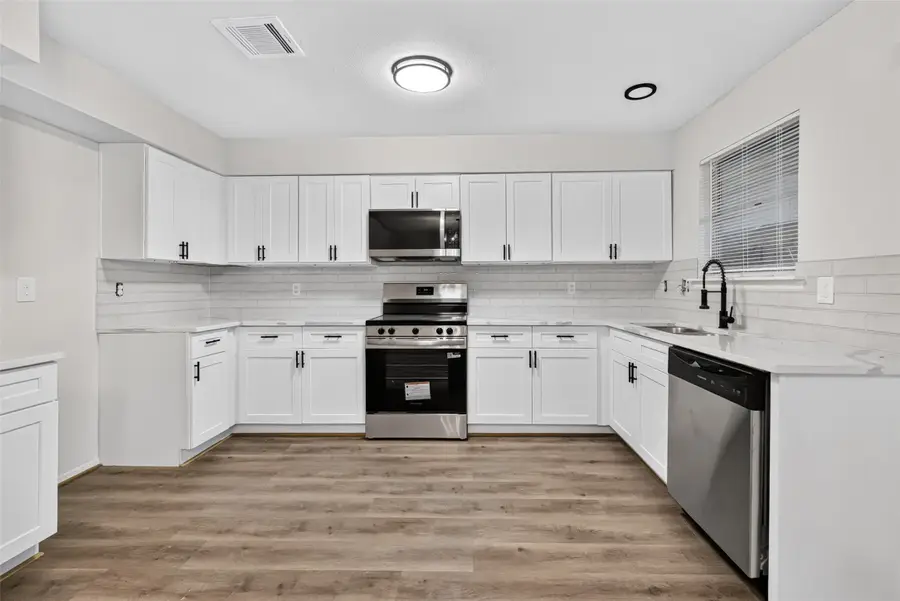 5833 Village Forest Court, Houston, TX 77092 - #3