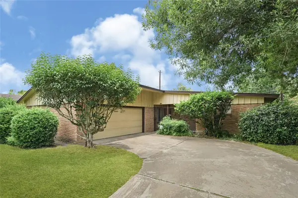14531 Alkay Street, Houston, TX 77045