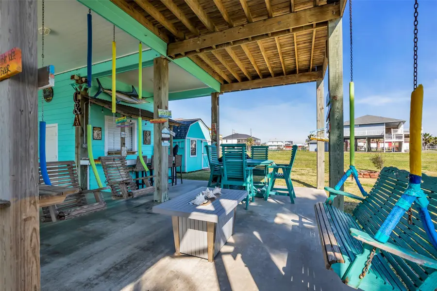 940 Mary Ann, Port Bolivar, TX 77650 - Image #3