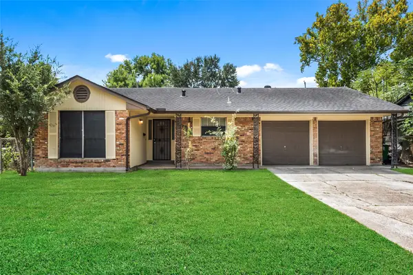 6003 Heatherbrook Drive, Houston, TX 77085