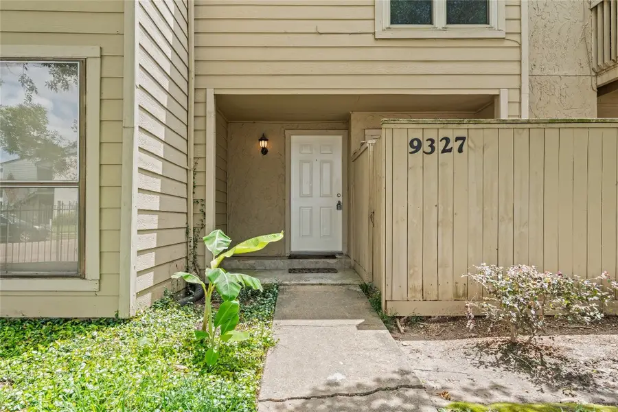 9327 Pagewood Lane, Houston, TX 77063 - #3