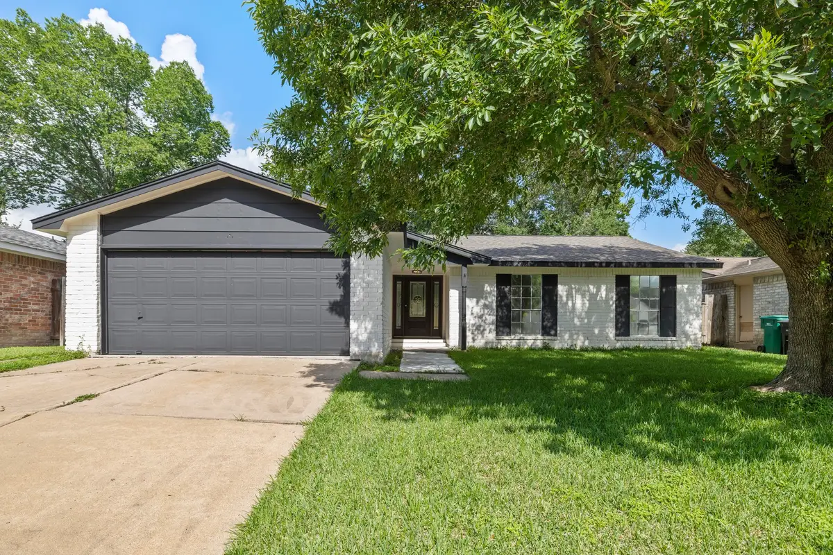 10415 Towne Oak Lane, Sugar Land, TX 77498 - #1