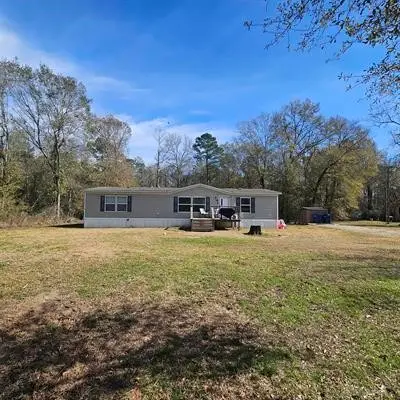 139 Malcolm Street, Ames, TX 77575