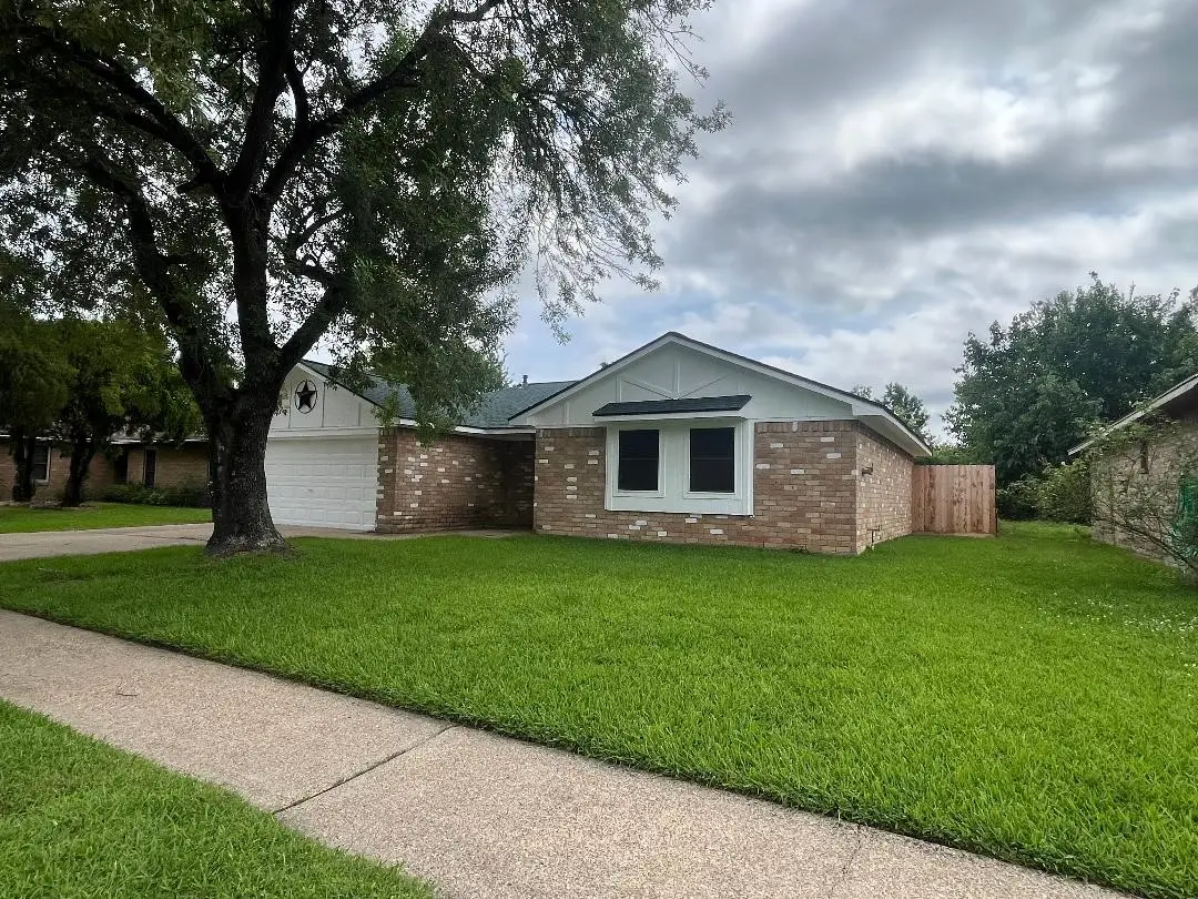 5111 Maple Drive, Baytown, TX 77521 - #1