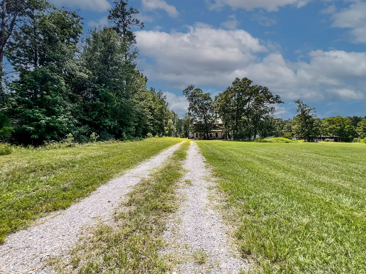 13381 Forest Ln, Montgomery, TX 77356 - #1