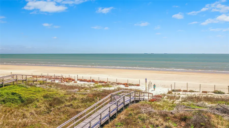 118 Velasco Shores, Surfside Beach, TX 77541 - Image #2