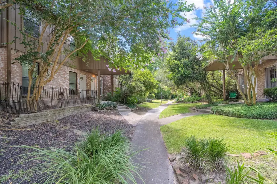 1011 Hamblen Road #306, Houston, TX 77339 - #2