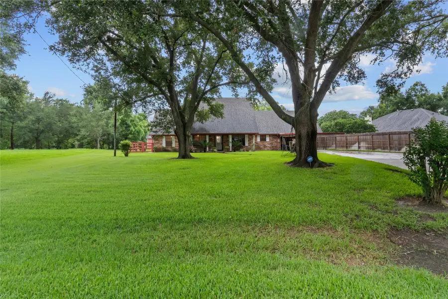 2054 Linda Lane, Pearland, TX 77584 - #2