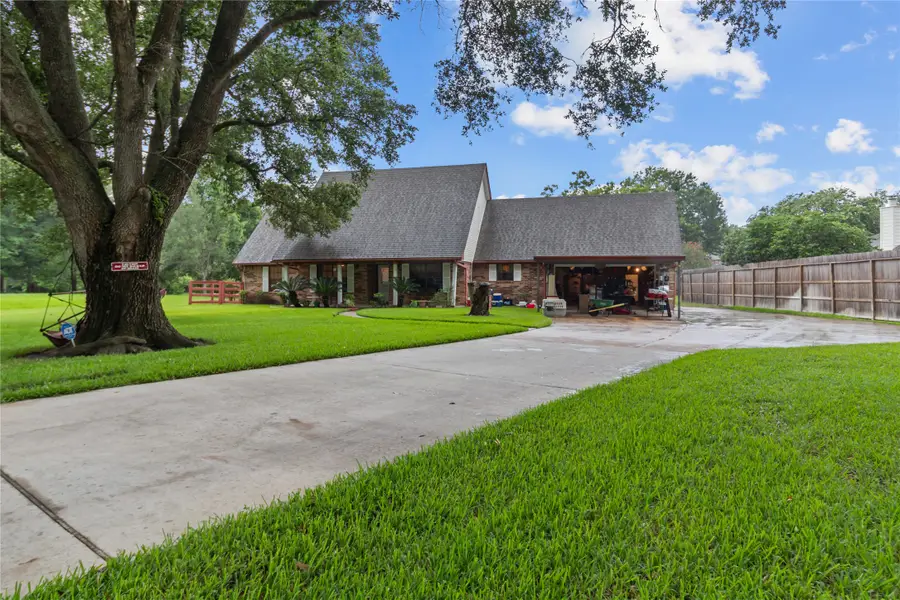 2054 Linda Lane, Pearland, TX 77584 - #3