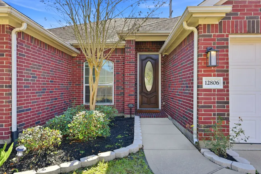 12806 Shadow Canyon Lane, Pearland, TX 77584 - Image #3