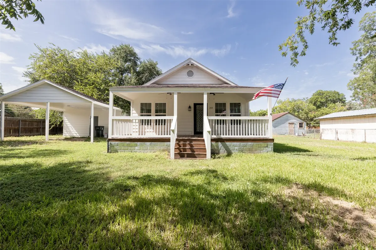 210 W Grange Street #B, Weimar, TX 78962 - #1