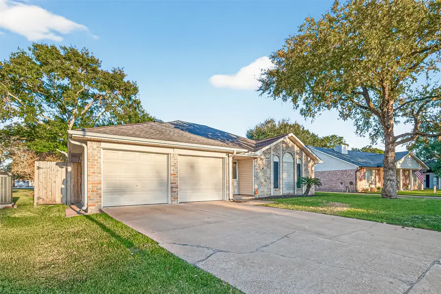1414 Hitherfield Drive, Sugar Land, TX 77498 - Image #2