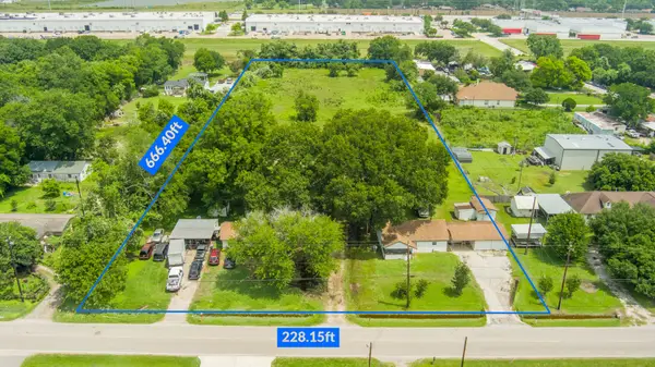 3240 Brownie Campbell Road, Houston, TX 77086
