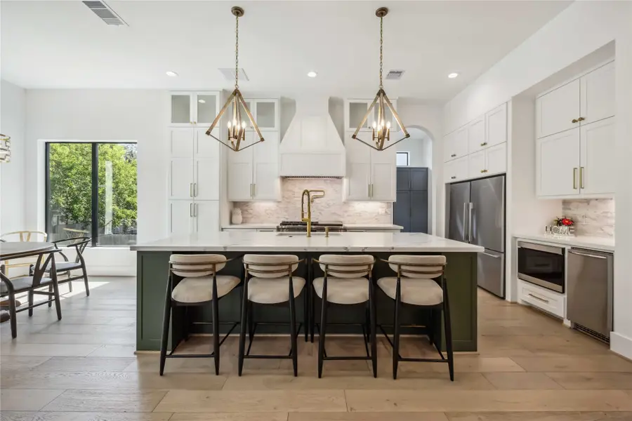 1913 Ebony Lane, Houston, TX 77018 - Image #2