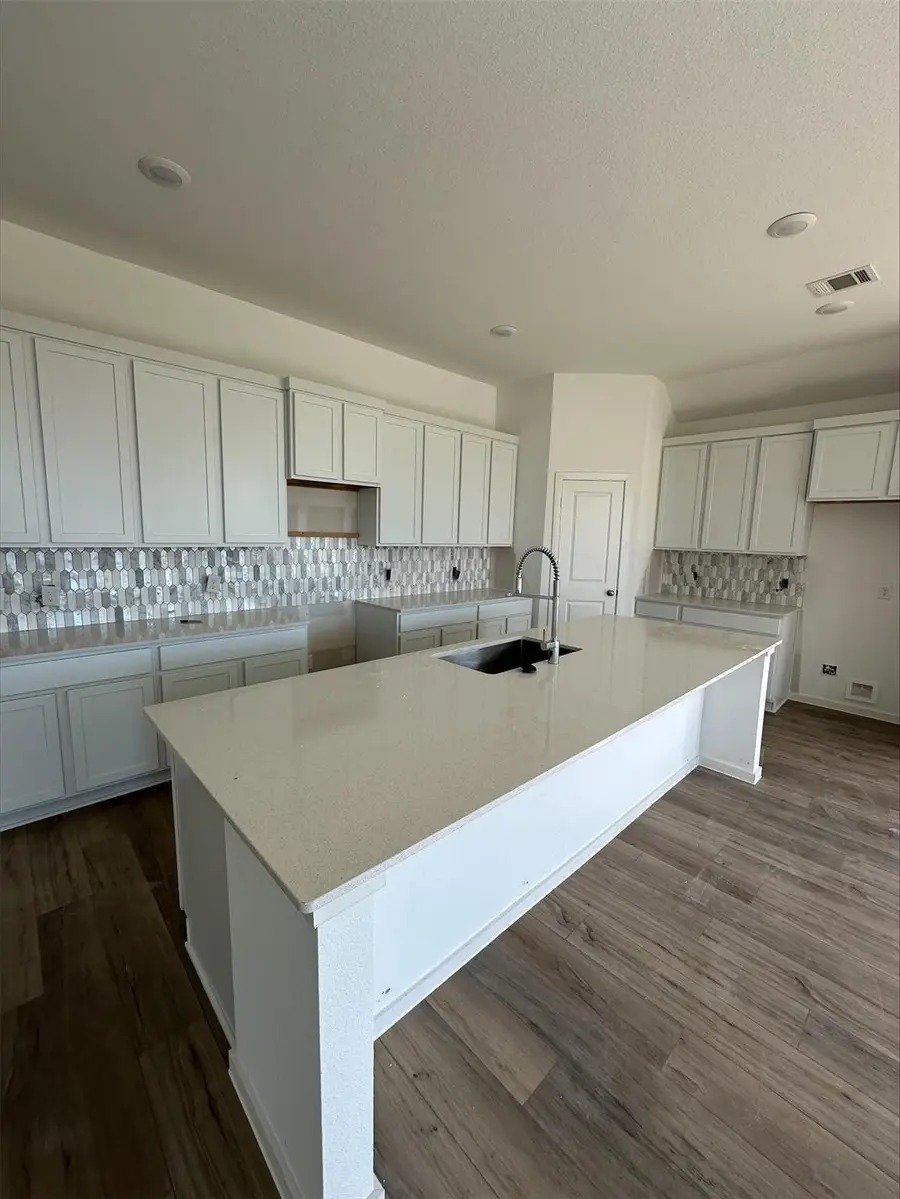 731 Blue Stone Drive, Beasley, TX 77417 - Image #2