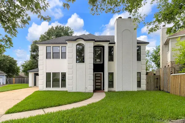 6239 Oak Pass Drive, Houston, TX 77091