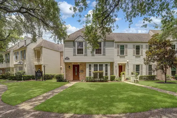 13198 Trail Hollow Drive #3198, Houston, TX 77079