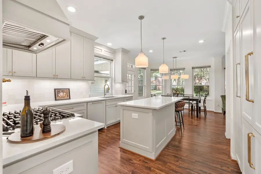 4902 Bend Court, Sugar Land, TX 77478 - #3