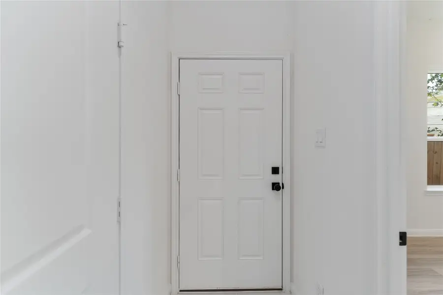 4713 Mallow Street #C/D, Houston, TX 77033 - Image #2