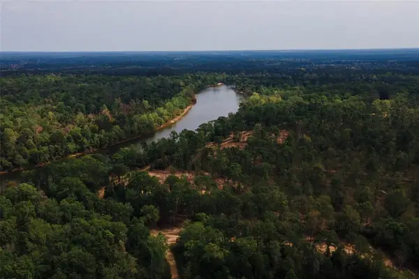 000 County Rd 2082, Burkeville, TX 75932