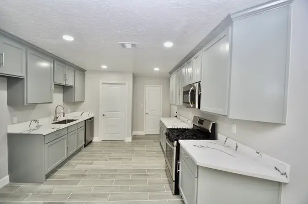 734 Hambrick Court, Houston, TX 77060