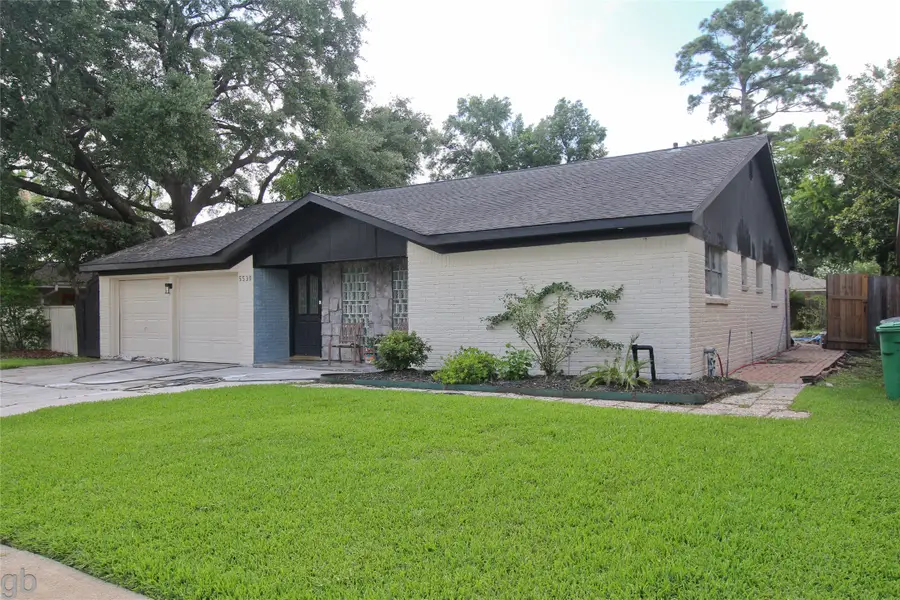 5530 Loch Lomond Drive, Houston, TX 77096 - #2