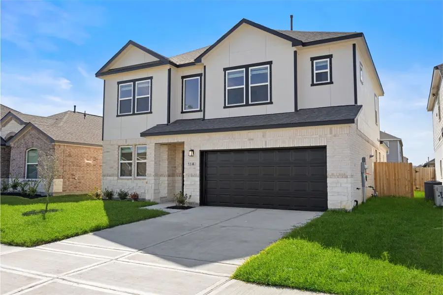 5318 Latigo Court, Alvin, TX 77511 - Image #2