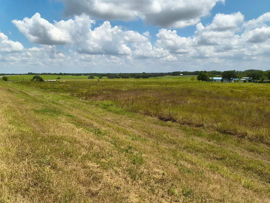 59 County Road 203, Hallettsville, TX 77964 - Image #3