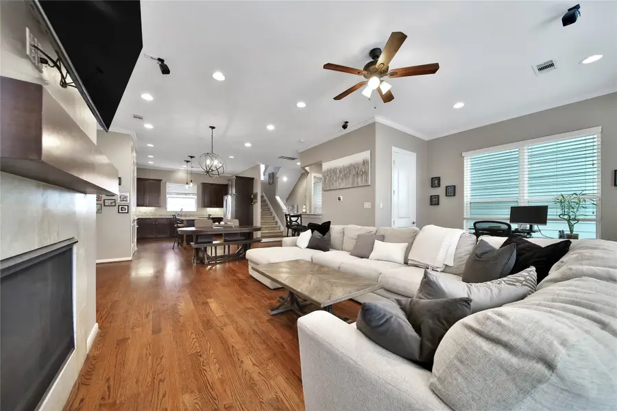 219 W 27th Street #H, Houston, TX 77008 - #3