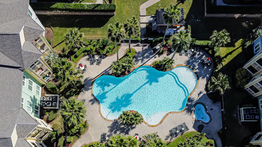 7000 Seawall Boulevard #225, Galveston, TX 77551 - Image #3