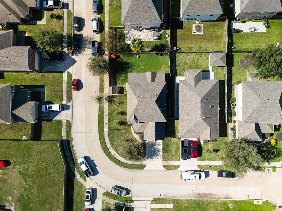 11023 Tall Hill Circle, Houston, TX 77044 - Image #3