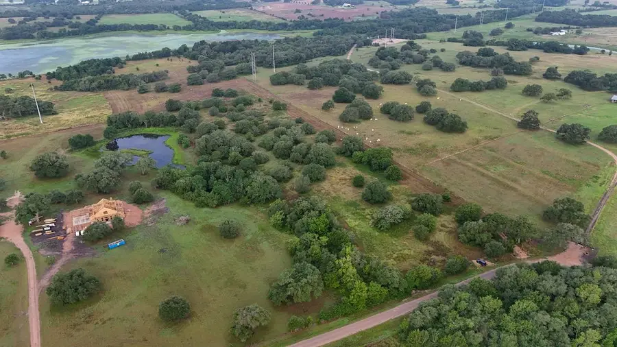 9365 Bauer Road, Fayetteville, TX 78940 - Image #2