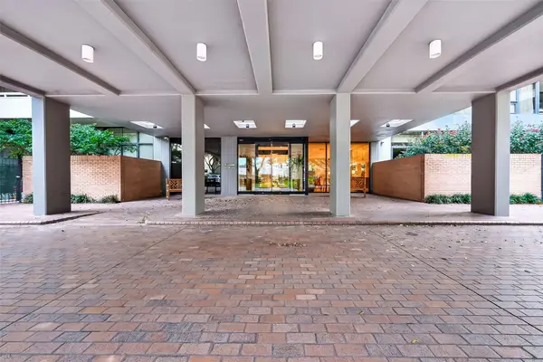 15 Greenway Plaza #2A, Houston, TX 77046