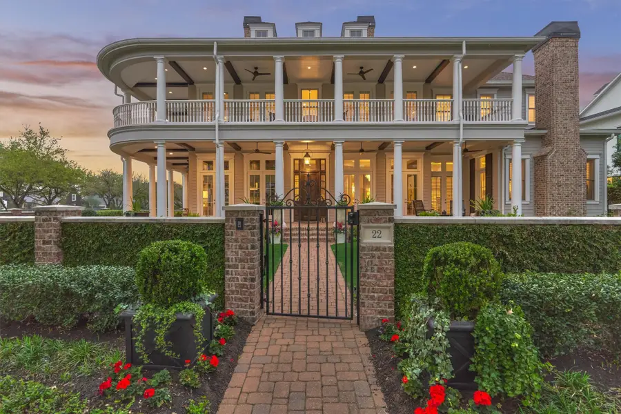 22 E Shore Drive, The Woodlands, TX 77380 - #2