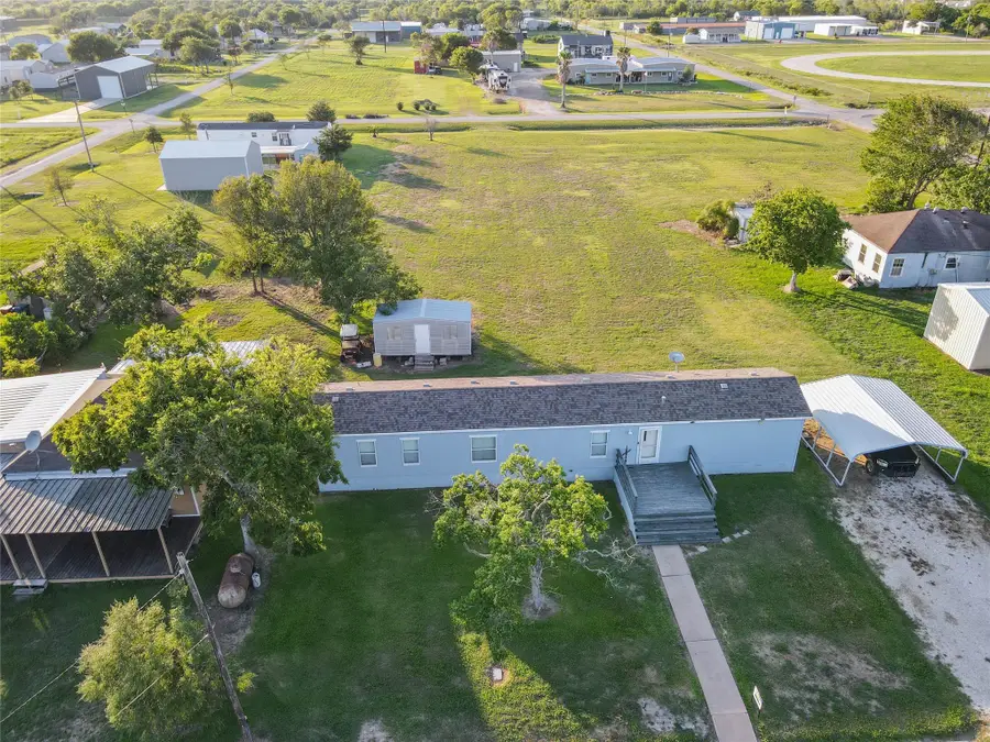 958 Wightman Street, Matagorda, TX 77457 - Image #3