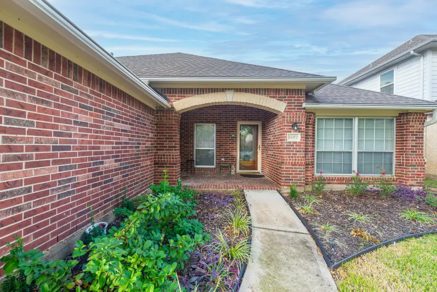 13202 Poplar Glen Lane, Houston, TX 77082 - Image #2