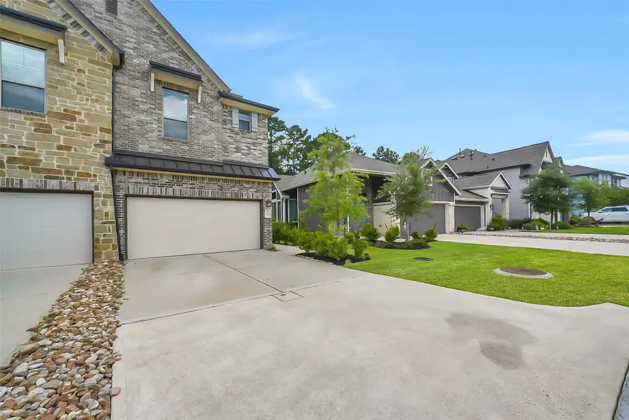 231 S Spotted Fern Drive, Montgomery, TX 77316 - #2