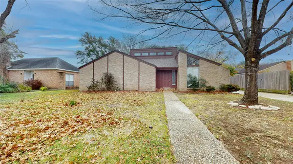 8210 Debbie Gay Drive, Houston, TX 77040