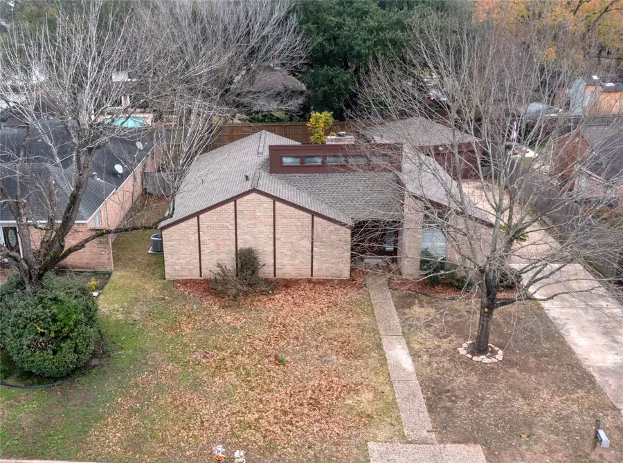 8210 Debbie Gay Drive, Houston, TX 77040 - Image #2