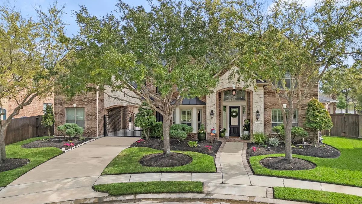 3211 Drake Springs Lane, Pearland, TX 77584 - #1