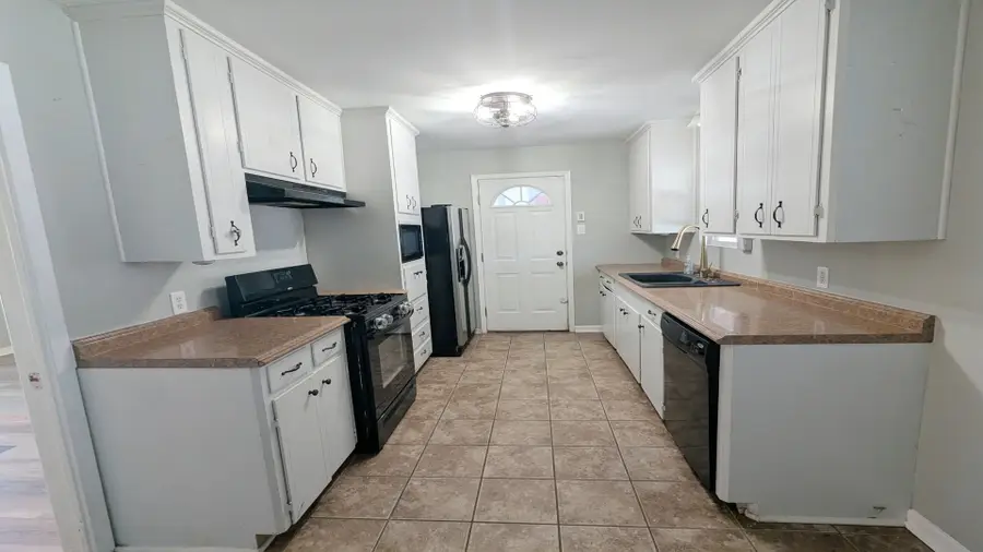 102 Pin Oak Lane, Liberty, TX 77575 - #2