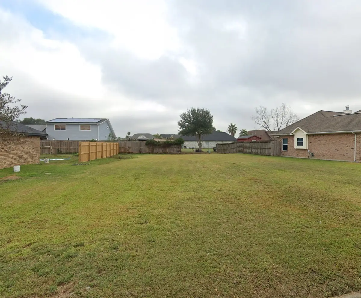8120 Honeywood Trail, Port Arthur, TX 77642 - Image #1