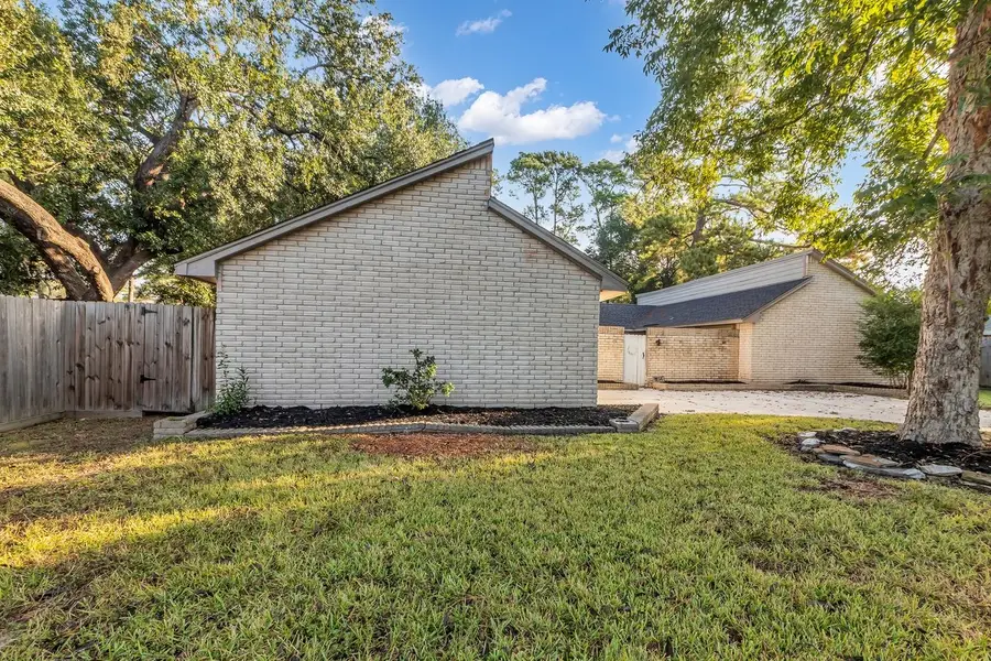 11514 Chetman Drive, Houston, TX 77065 - Image #2