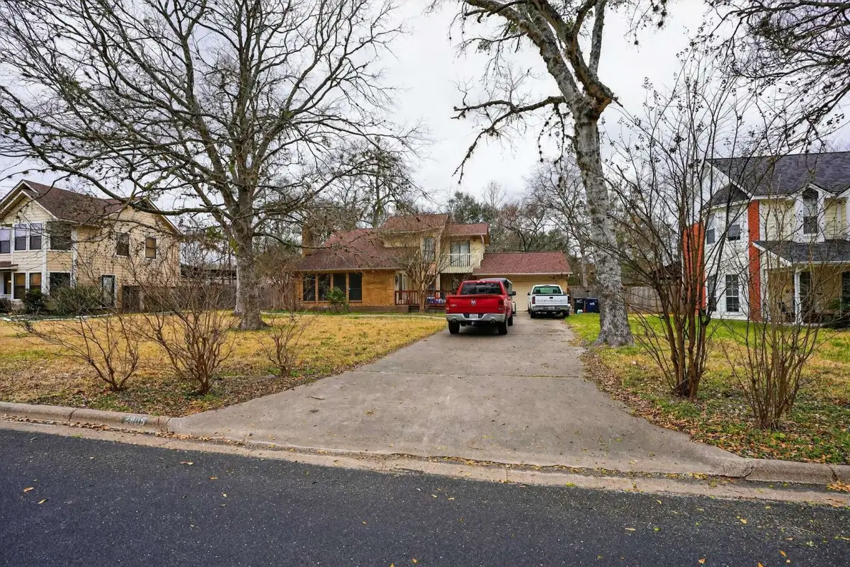 2805 Wilderness Drive S, College Station, TX 77845 - #1