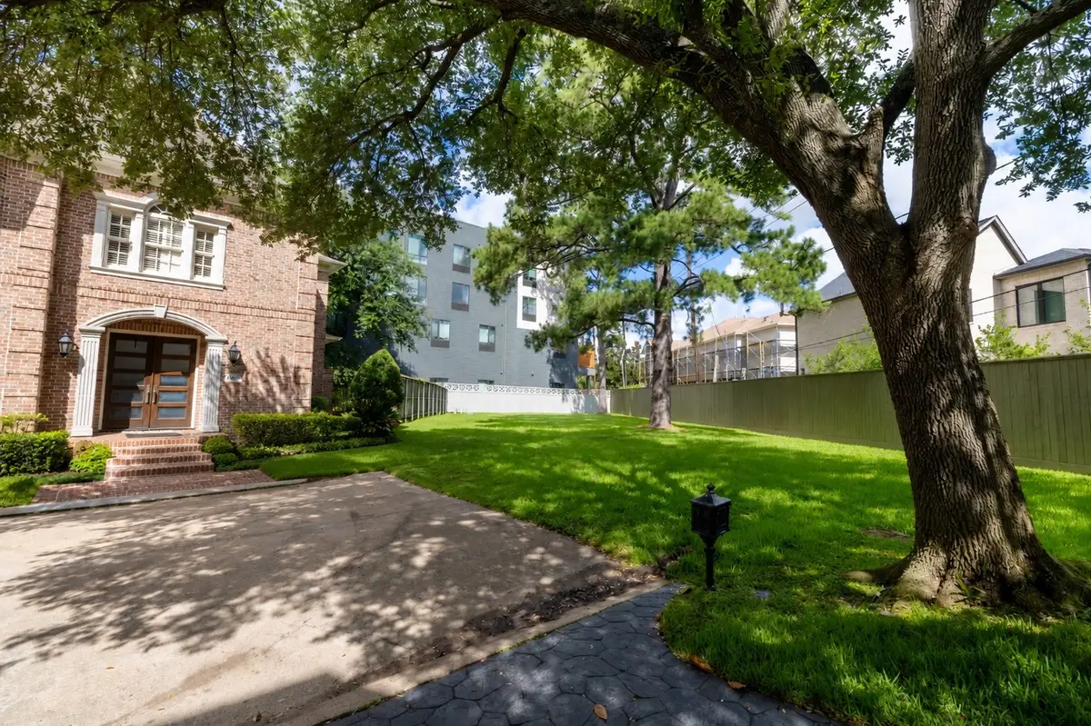 402 Prestwick Court, Houston, TX 77057 - #1