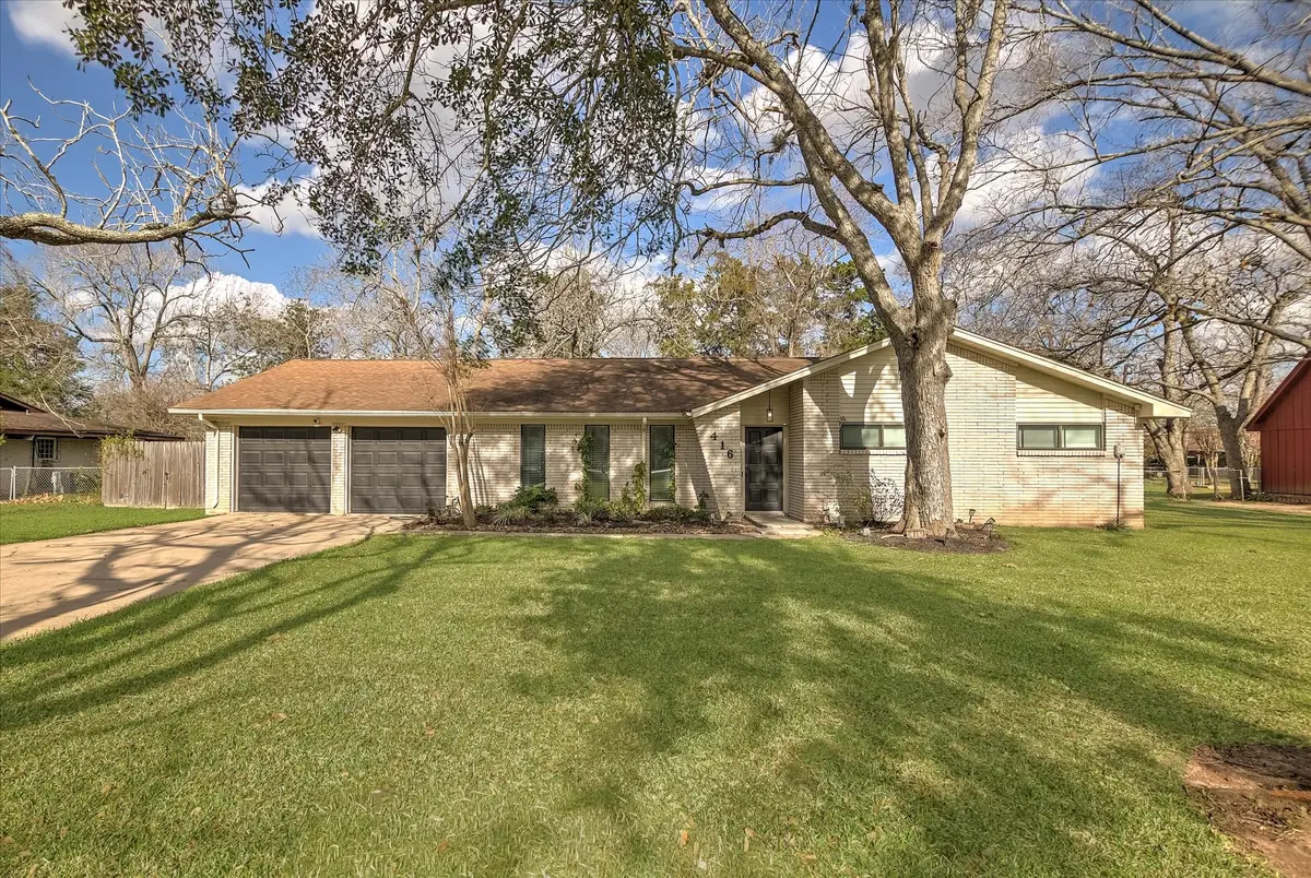 416 Southern Oaks Drive, Lake Jackson, TX 77566 - #1