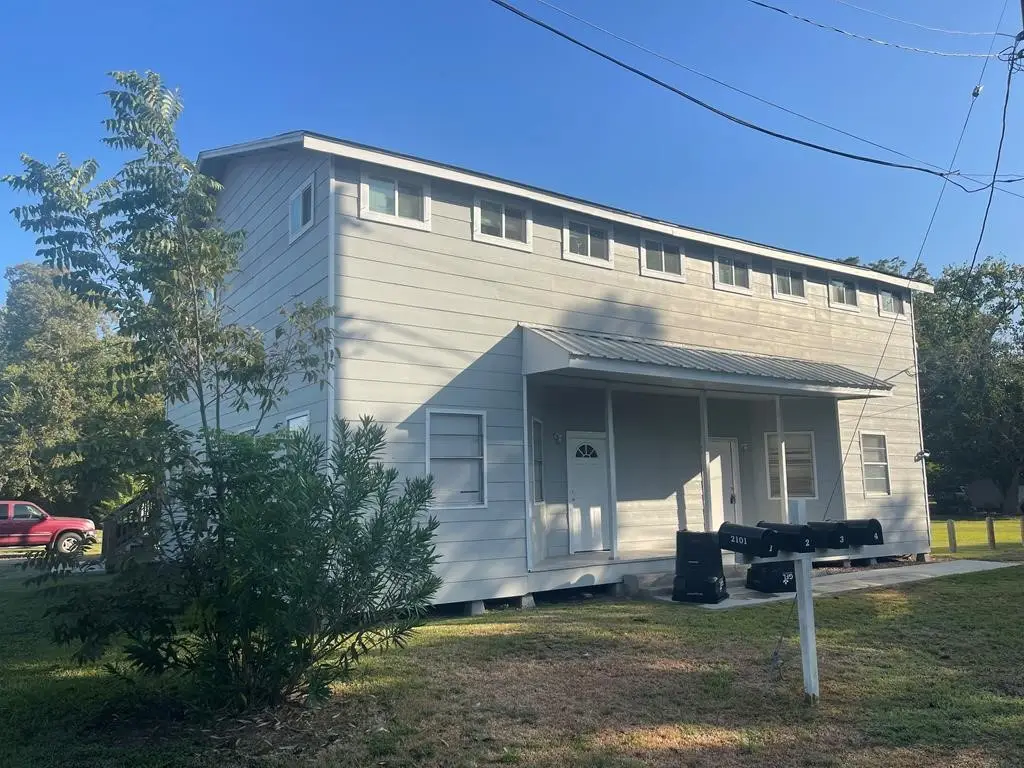 2101 Merlin Street, Bay City, TX 77414 - #1